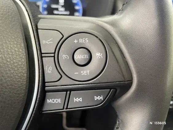 TOYOTA RAV4 V - voiture d'occasion - Photo 38