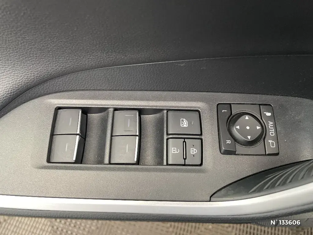 TOYOTA RAV4 V - Miniature 13