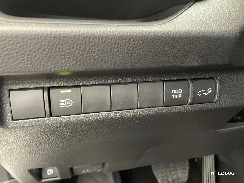 TOYOTA RAV4 V - Miniature 14