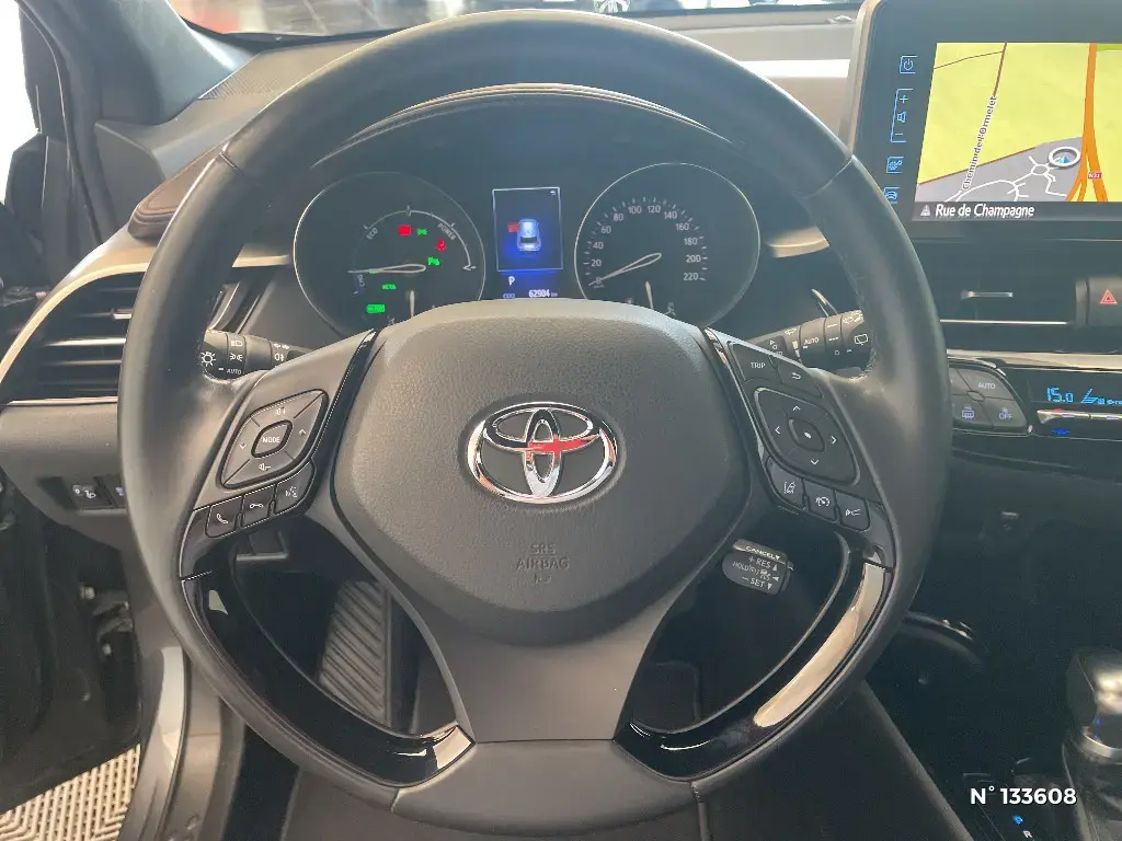 TOYOTA C-HR - Miniature 19