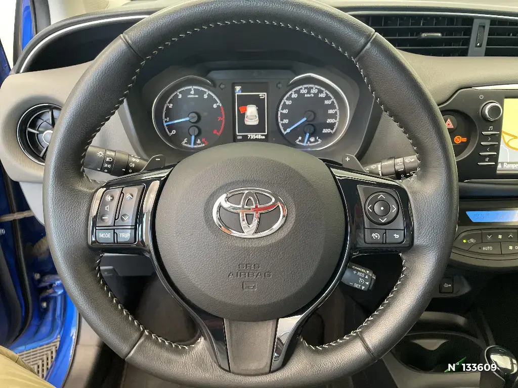 TOYOTA YARIS III - Miniature 21
