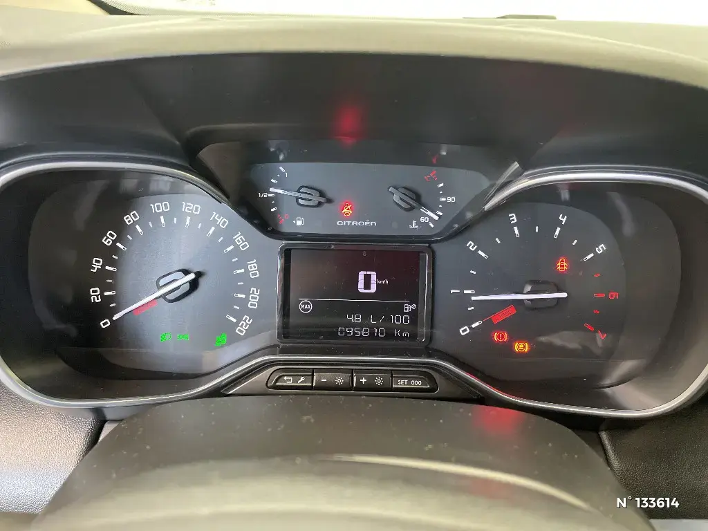 CITROEN C3 AIRCROSS - Miniature 8