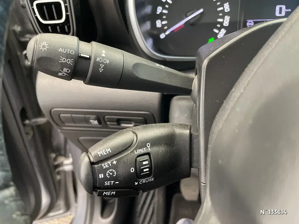 CITROEN C3 AIRCROSS - Miniature 25