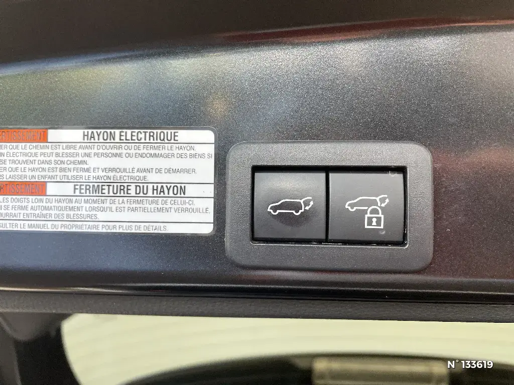 TOYOTA YARIS CROSS I - Miniature 12