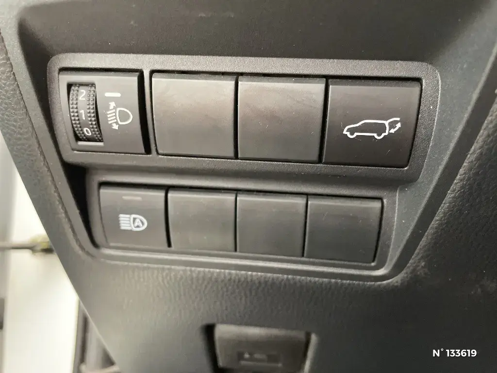 TOYOTA YARIS CROSS I - Miniature 17
