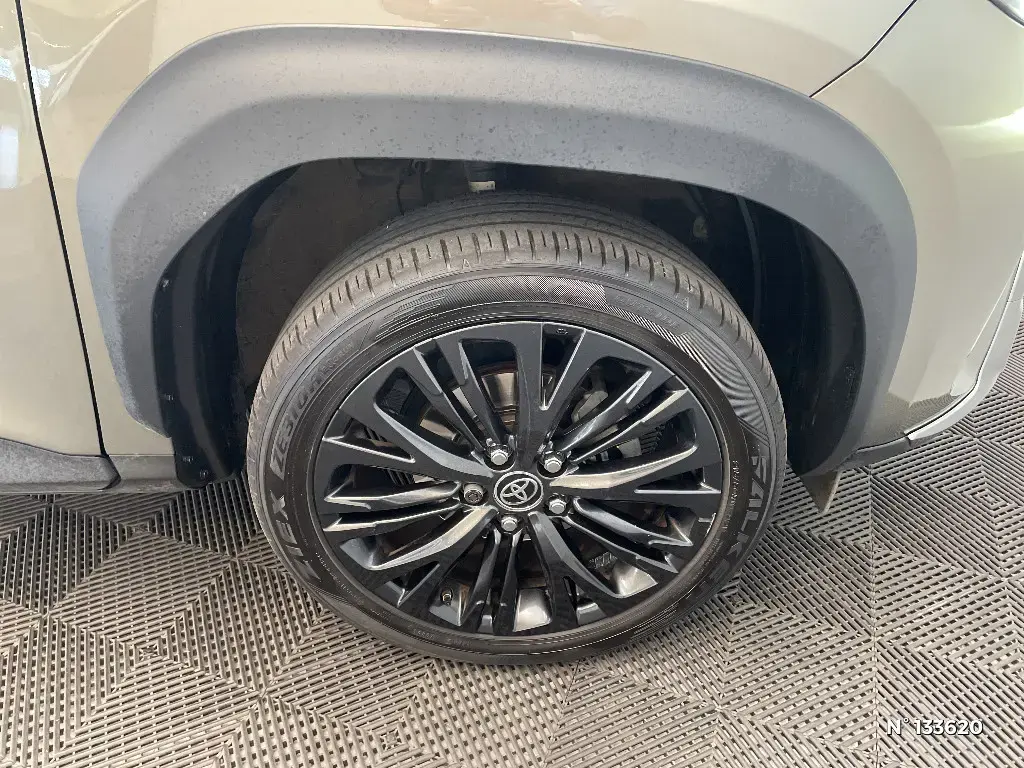 TOYOTA YARIS CROSS I - Miniature 5