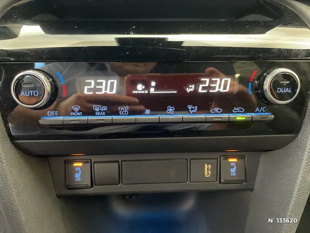 TOYOTA YARIS CROSS I - Miniature 11