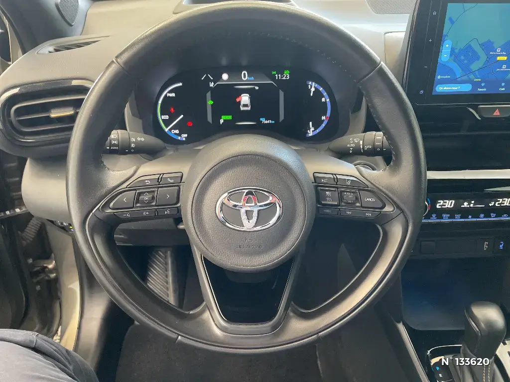 TOYOTA YARIS CROSS I - Miniature 15