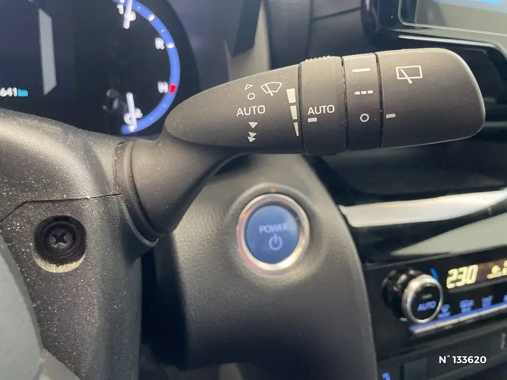 TOYOTA YARIS CROSS I - Miniature 16