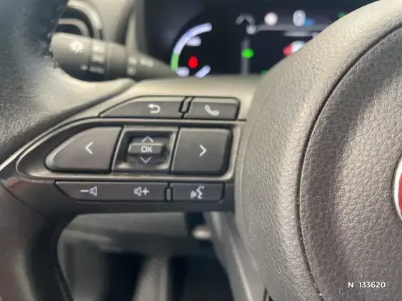 TOYOTA YARIS CROSS I - voiture d'occasion - Photo 38