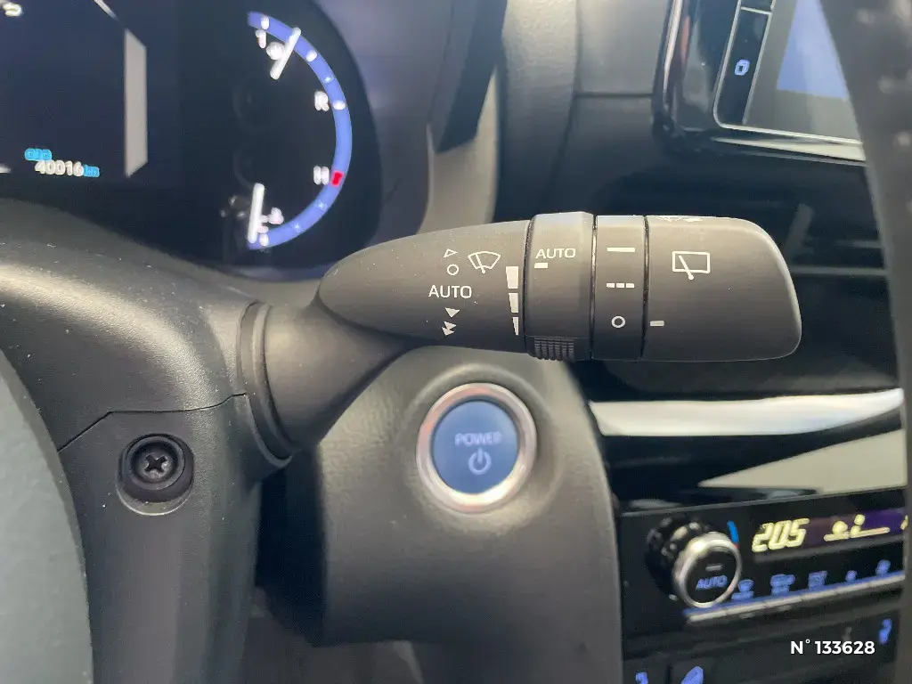 TOYOTA YARIS CROSS I - Miniature 23