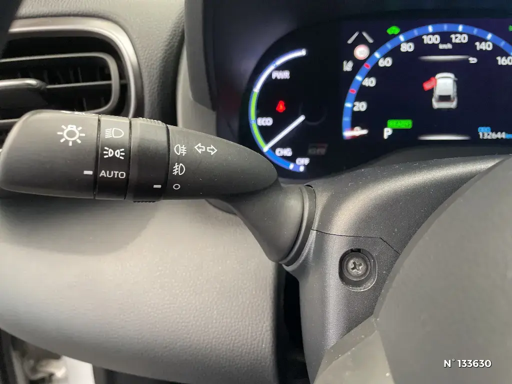 TOYOTA YARIS CROSS I - Miniature 19