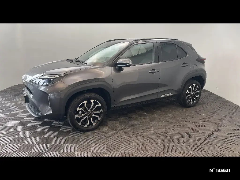 TOYOTA YARIS CROSS I - Miniature 4