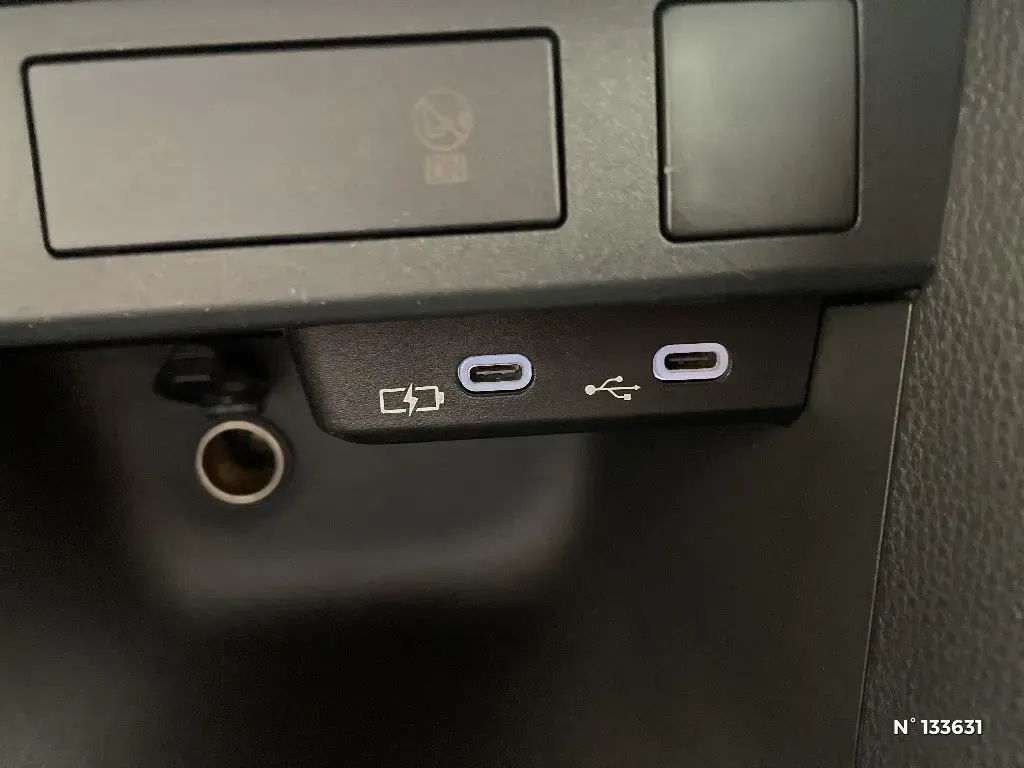 TOYOTA YARIS CROSS I - Miniature 14