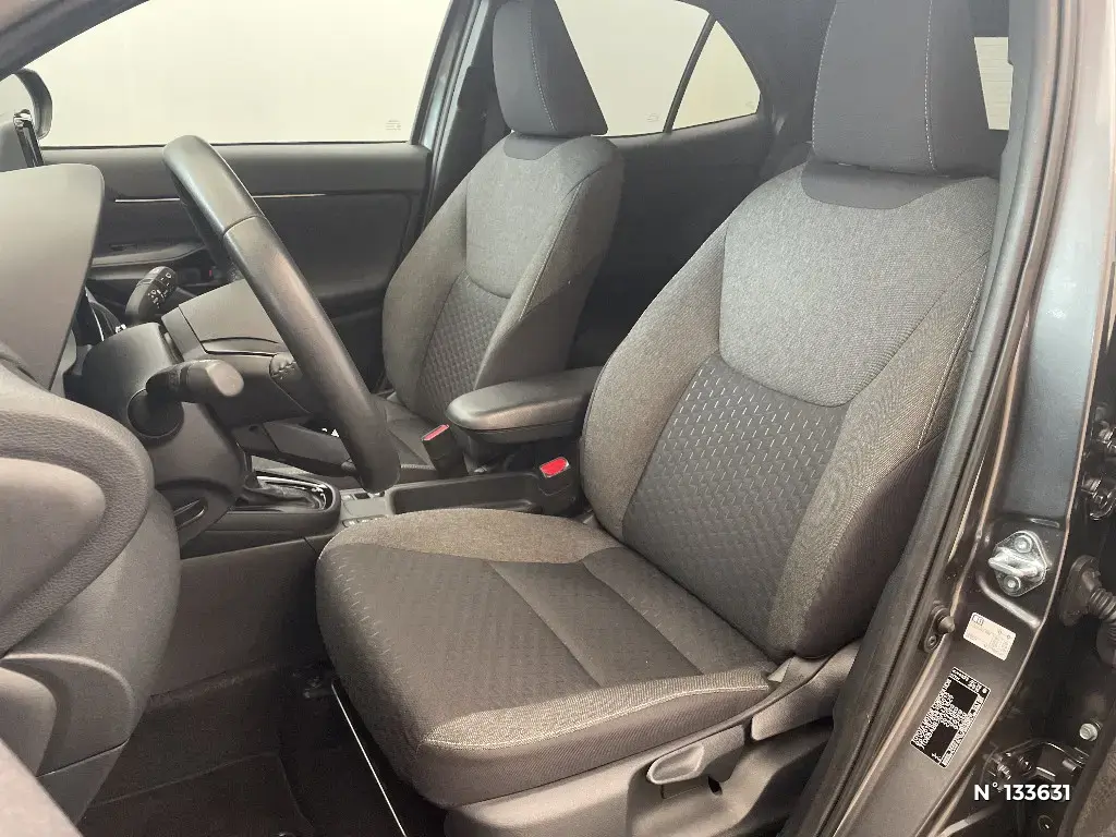 TOYOTA YARIS CROSS I - Miniature 25