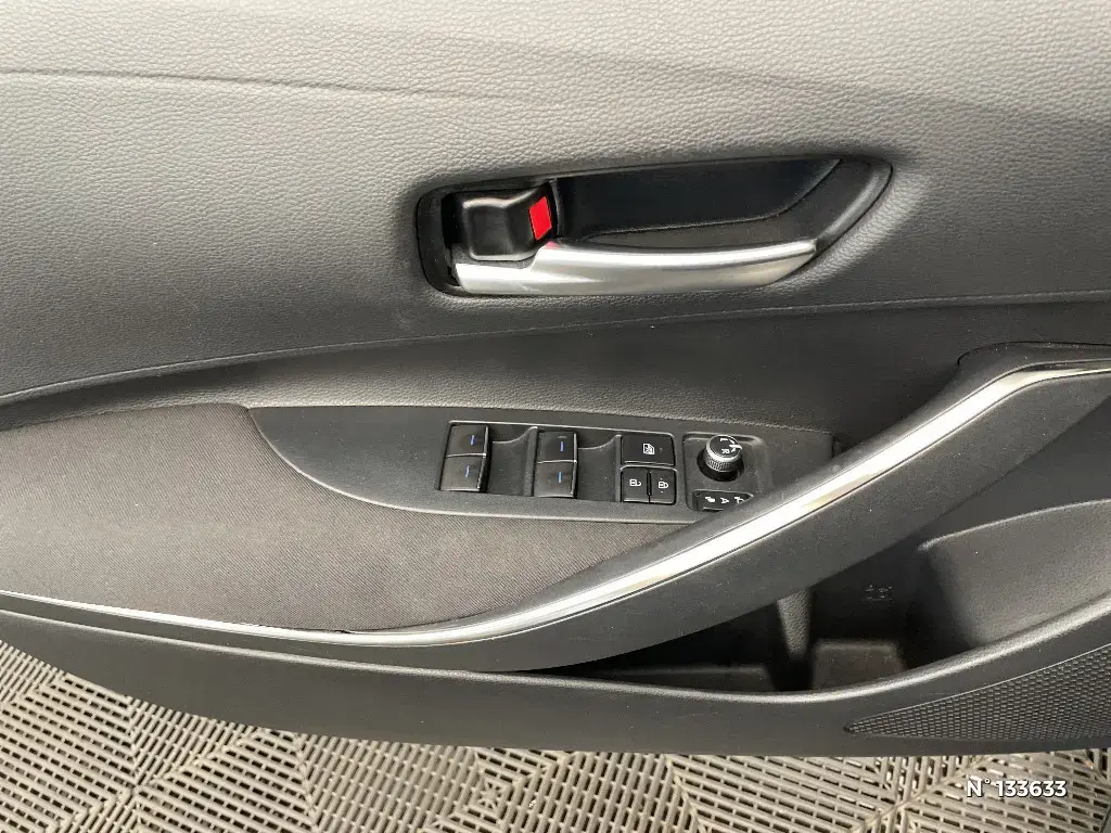 TOYOTA COROLLA XII - Miniature 12