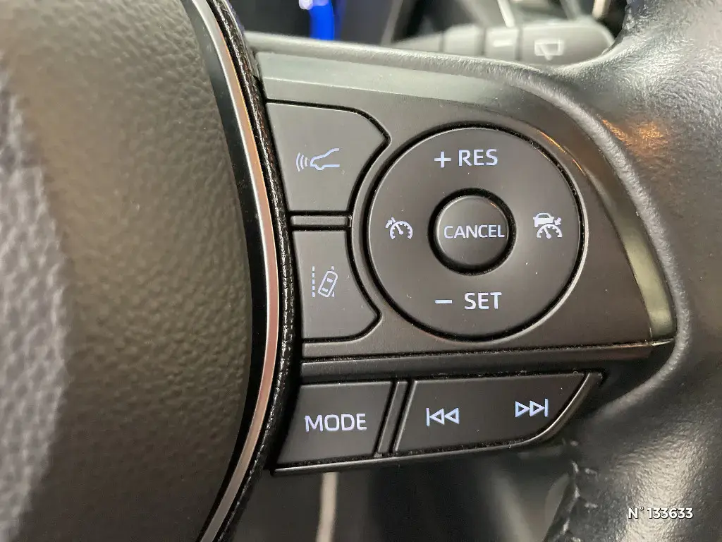 TOYOTA COROLLA XII - Miniature 14
