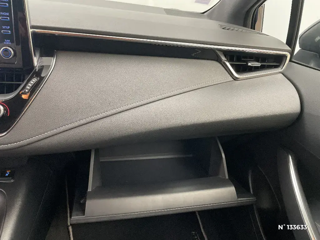 TOYOTA COROLLA XII - Miniature 23