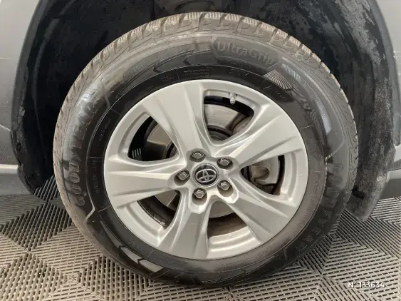 TOYOTA RAV4 V - voiture d'occasion - Photo 8