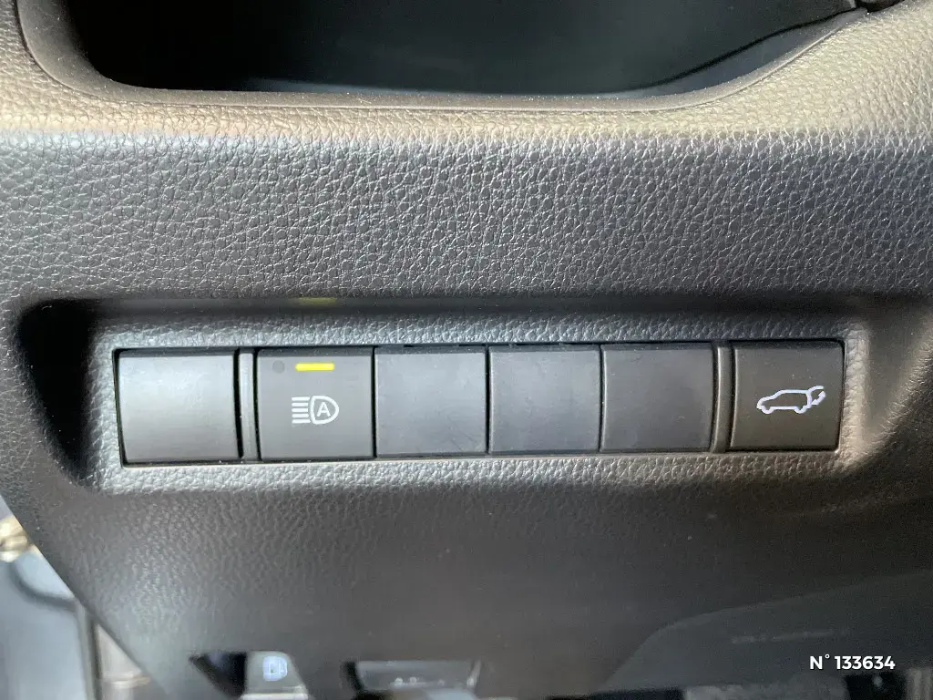 TOYOTA RAV4 V - Miniature 11