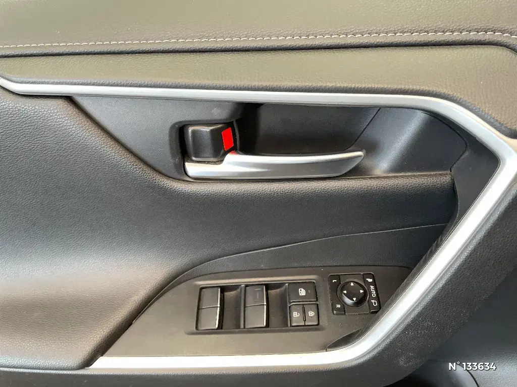 TOYOTA RAV4 V - Miniature 17