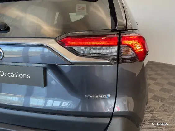TOYOTA RAV4 V - voiture d'occasion - Photo 30