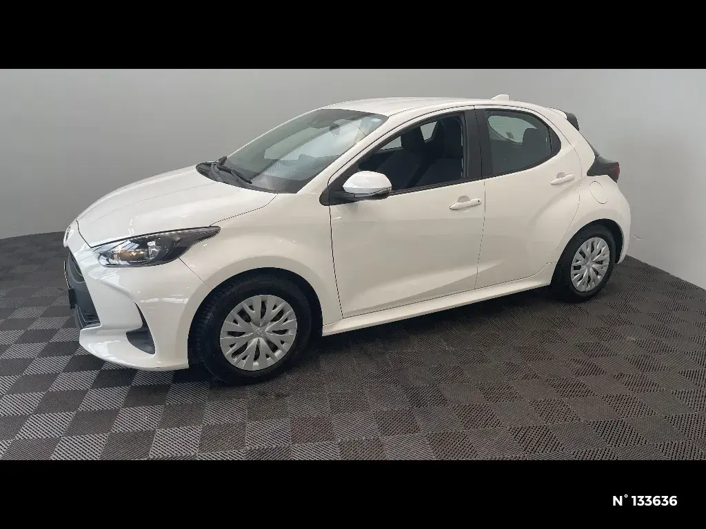 TOYOTA YARIS IV - Miniature 4