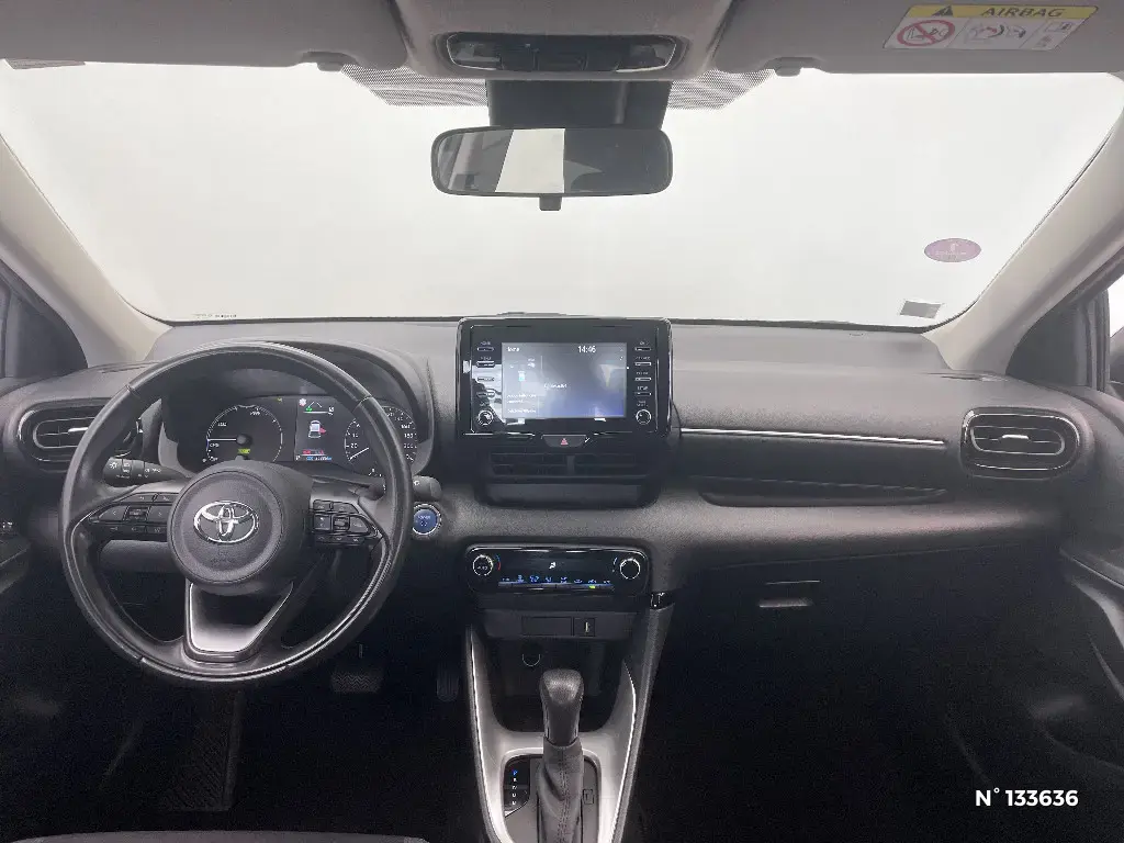 TOYOTA YARIS IV - Miniature 6