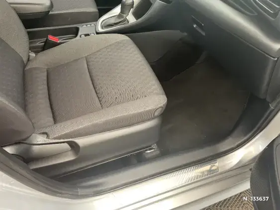 TOYOTA YARIS IV - voiture d'occasion - Photo 26