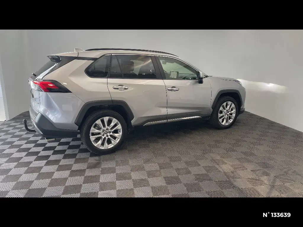 TOYOTA RAV4 V - Miniature 3
