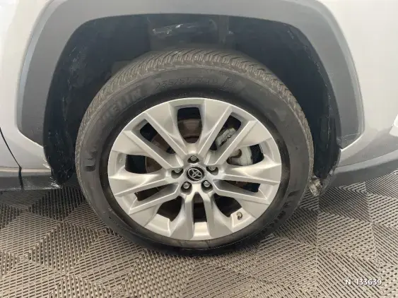 TOYOTA RAV4 V - voiture d'occasion - Photo 8