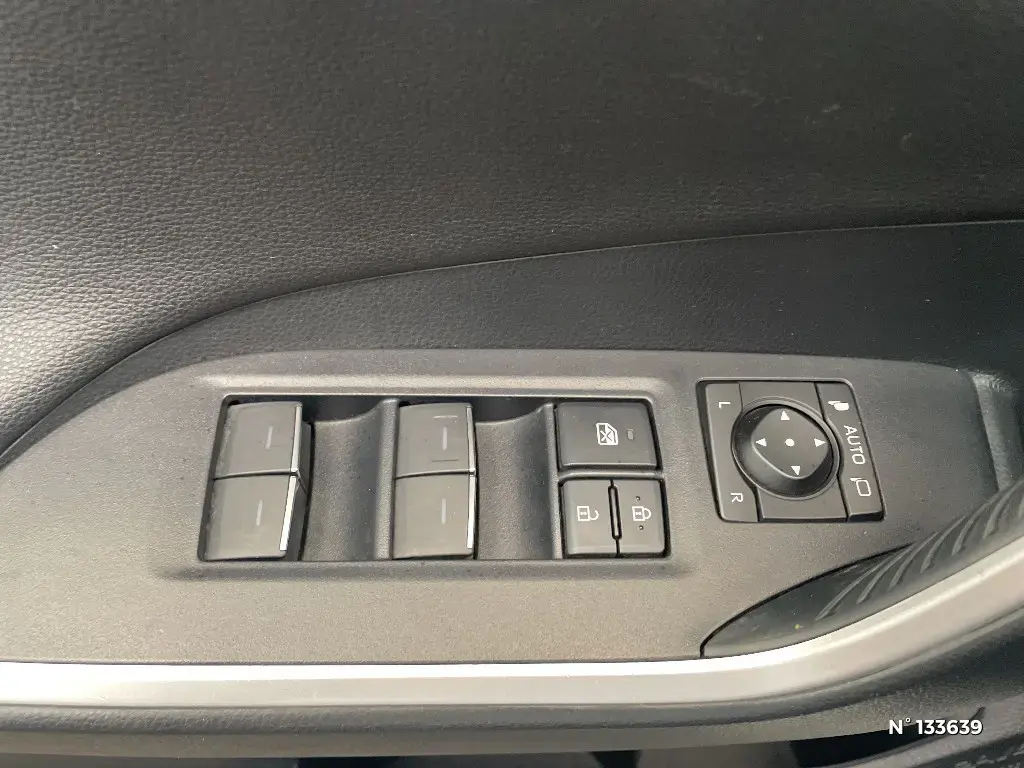 TOYOTA RAV4 V - Miniature 19