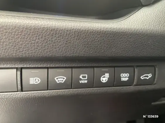 TOYOTA RAV4 V - voiture d'occasion - Photo 38