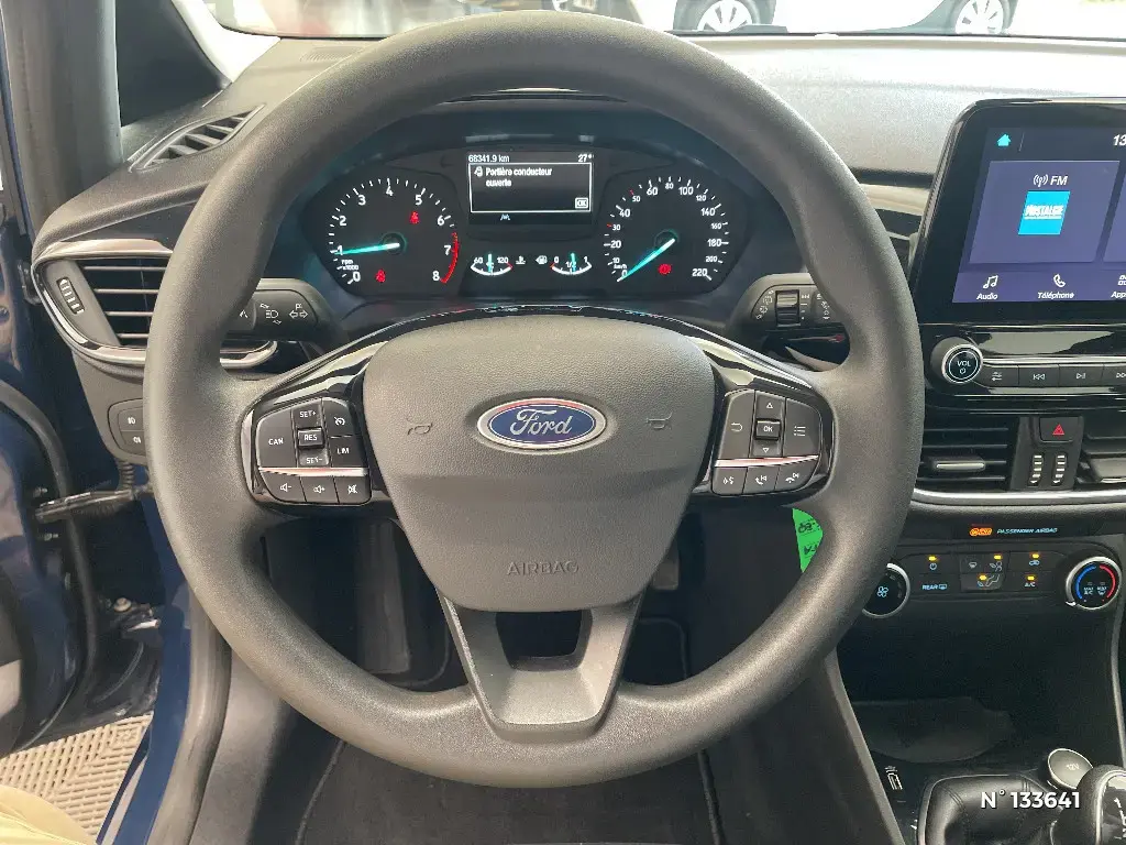 FORD FIESTA VII - Miniature 16