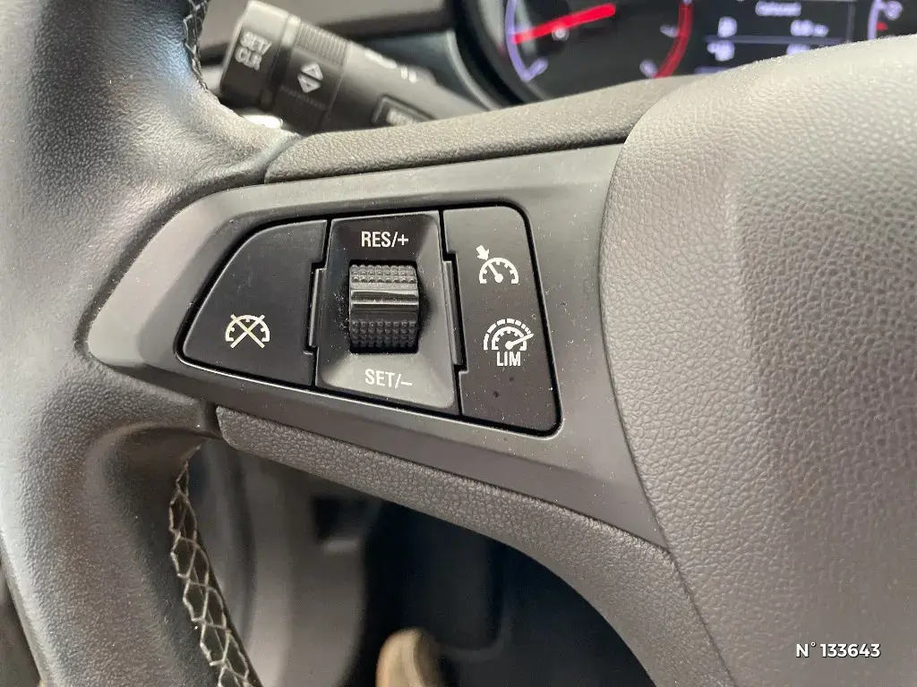 OPEL CORSA E - Miniature 20