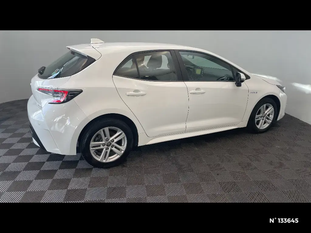 TOYOTA COROLLA XII - Miniature 3