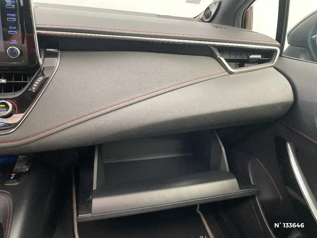TOYOTA COROLLA TOURING SPT X - Miniature 23