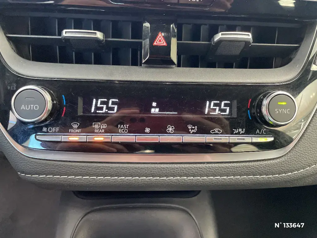 TOYOTA COROLLA TOURING SPT X - Miniature 12