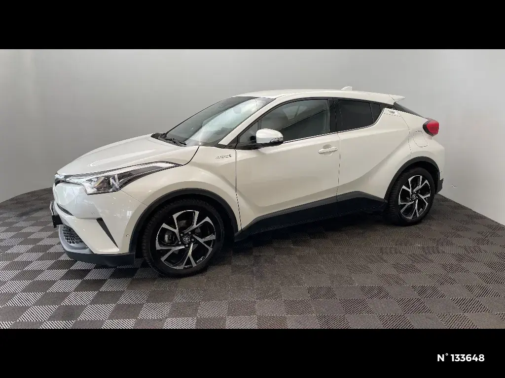 TOYOTA C-HR - Miniature 4