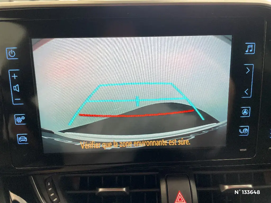 TOYOTA C-HR - Miniature 9