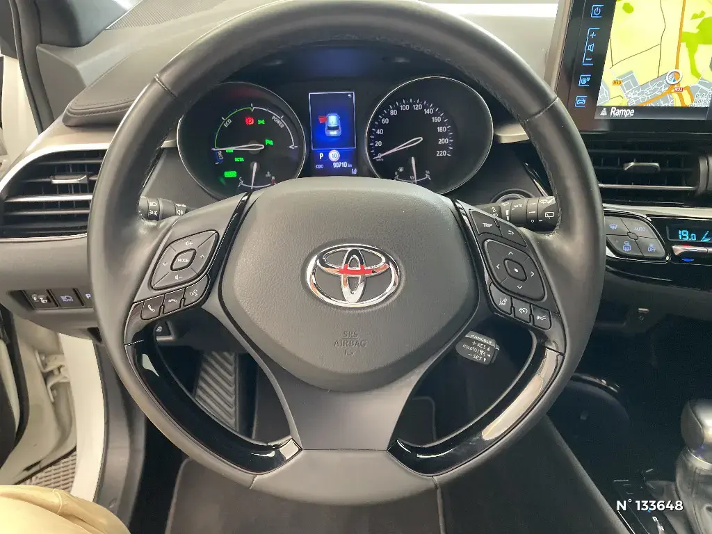 TOYOTA C-HR - Miniature 16