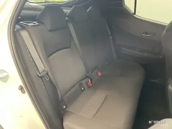 TOYOTA C-HR - voiture d'occasion - Photo 11