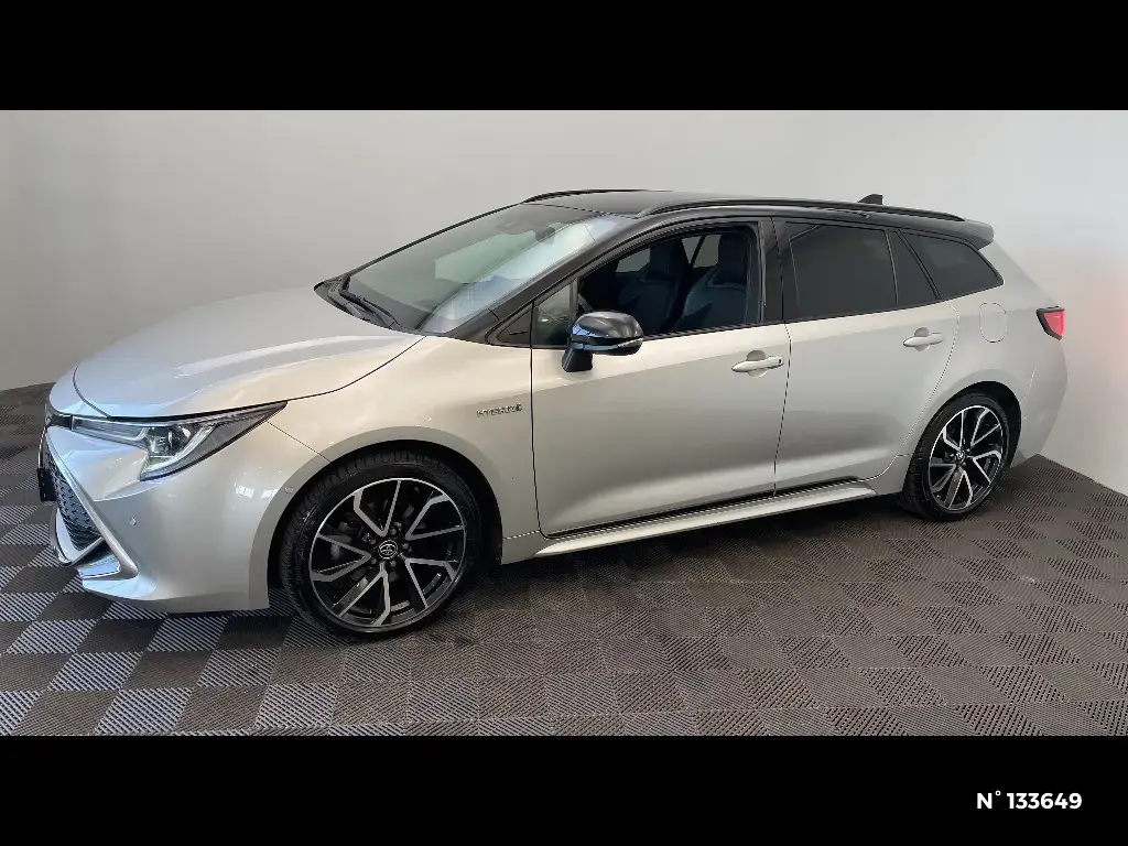 TOYOTA COROLLA TOURING SPT X - Miniature 4