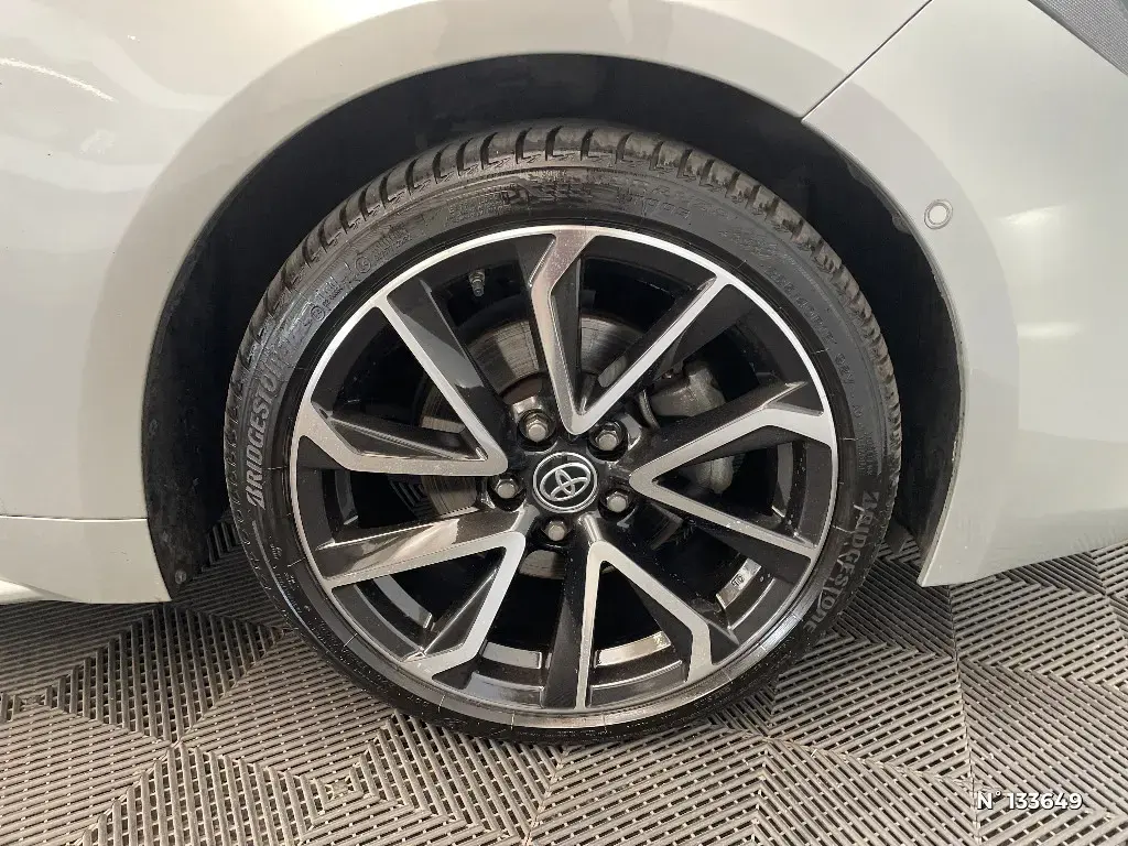TOYOTA COROLLA TOURING SPT X - Miniature 5