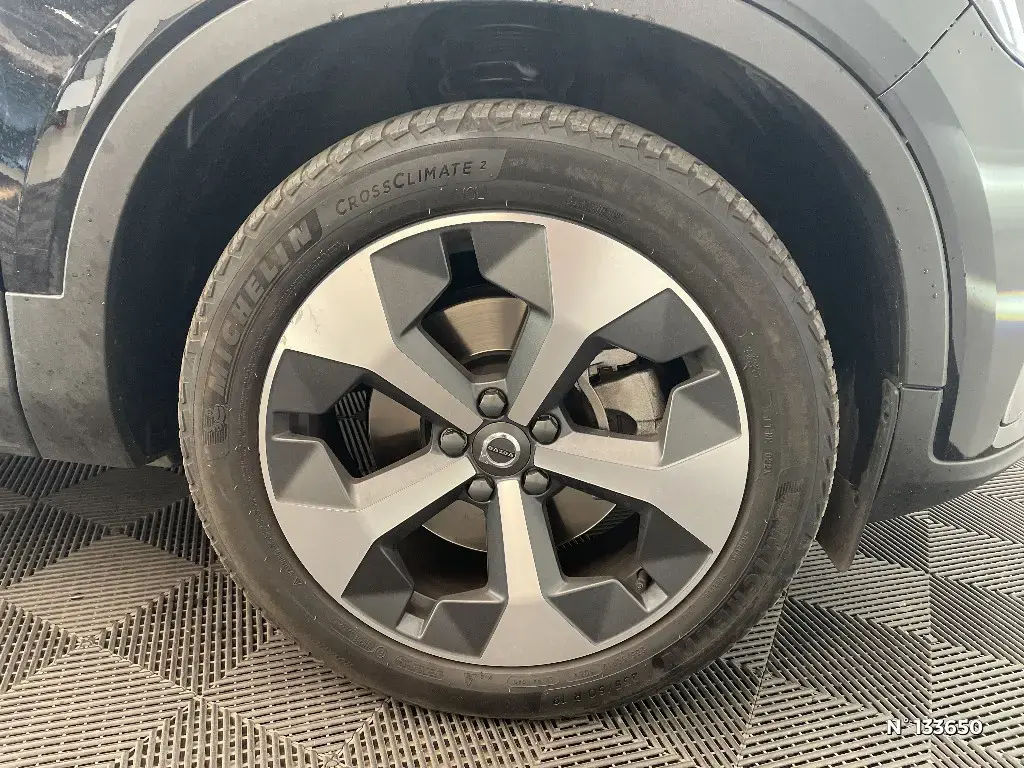 VOLVO XC40 - Miniature 5