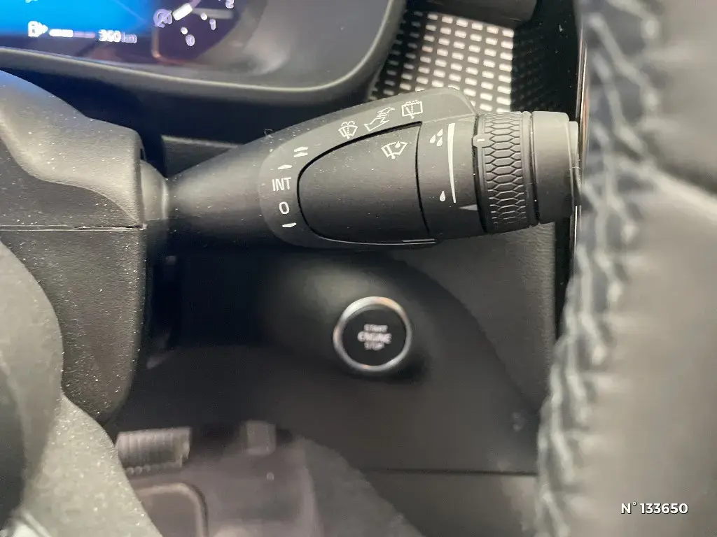 VOLVO XC40 - Miniature 19