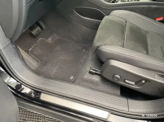 VOLVO XC40 - voiture d'occasion - Photo 28