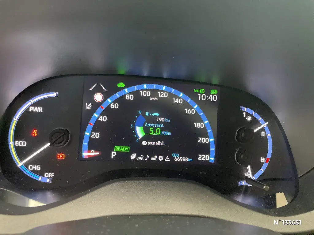 TOYOTA YARIS CROSS I - Miniature 8