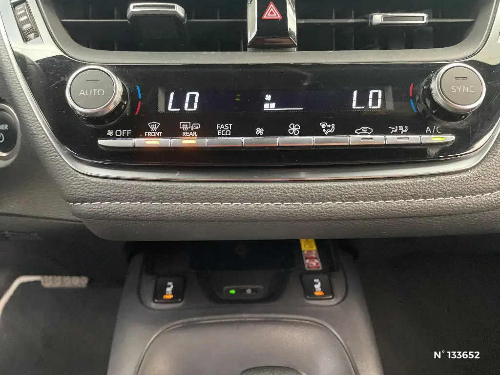 TOYOTA COROLLA XII - Miniature 15