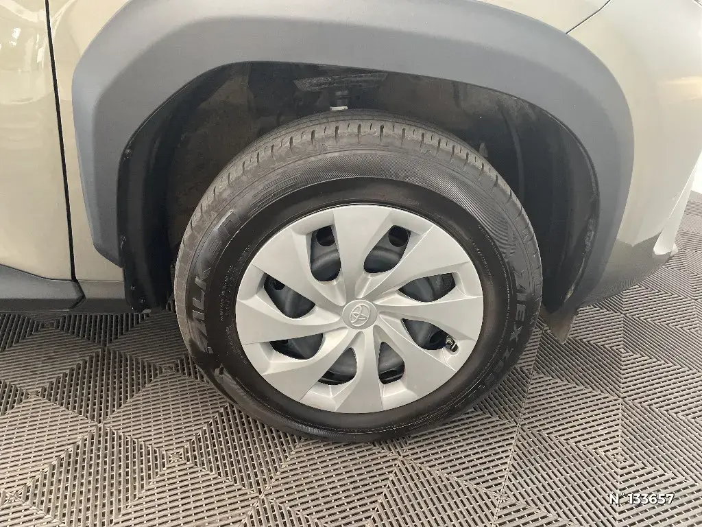 TOYOTA YARIS CROSS I - Miniature 5